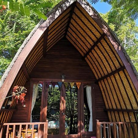 Meno Madia Bungalows Gili Meno Exteriör bild