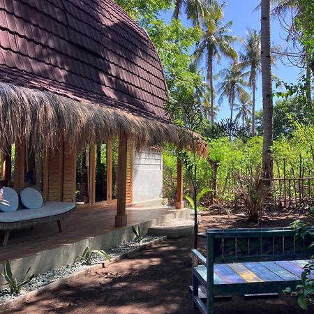 Meno Madia Bungalows Gili Meno Exteriör bild