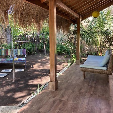 Meno Madia Bungalows Gili Meno Exteriör bild