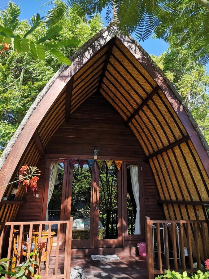 Meno Madia Bungalows Gili Meno Exteriör bild