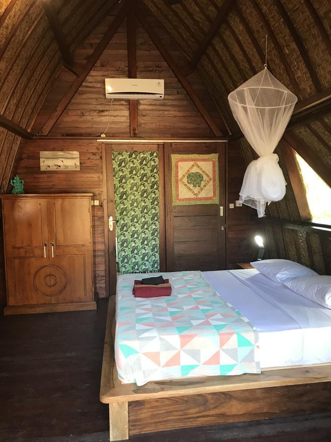 Meno Madia Bungalows Gili Meno Exteriör bild