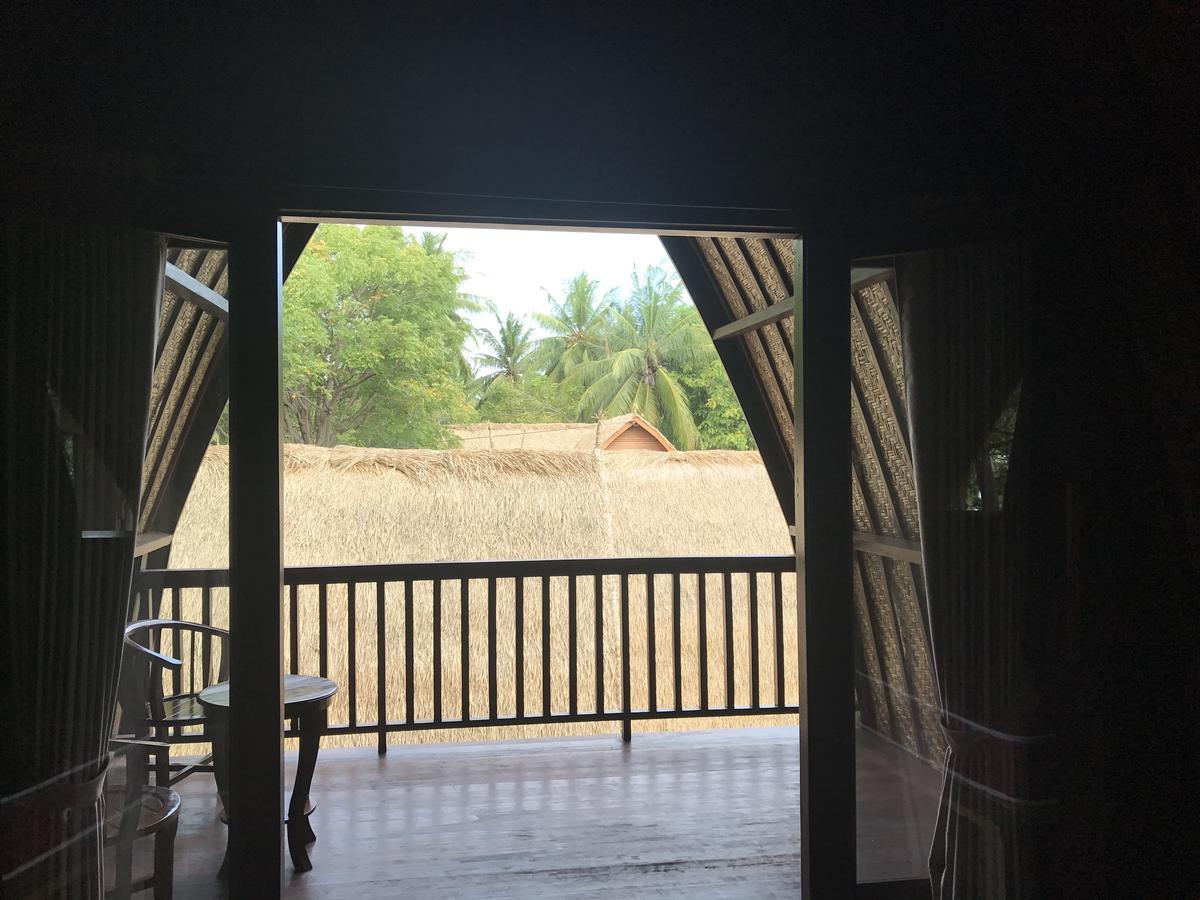Meno Madia Bungalows Gili Meno Exteriör bild
