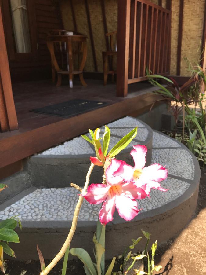 Meno Madia Bungalows Gili Meno Exteriör bild