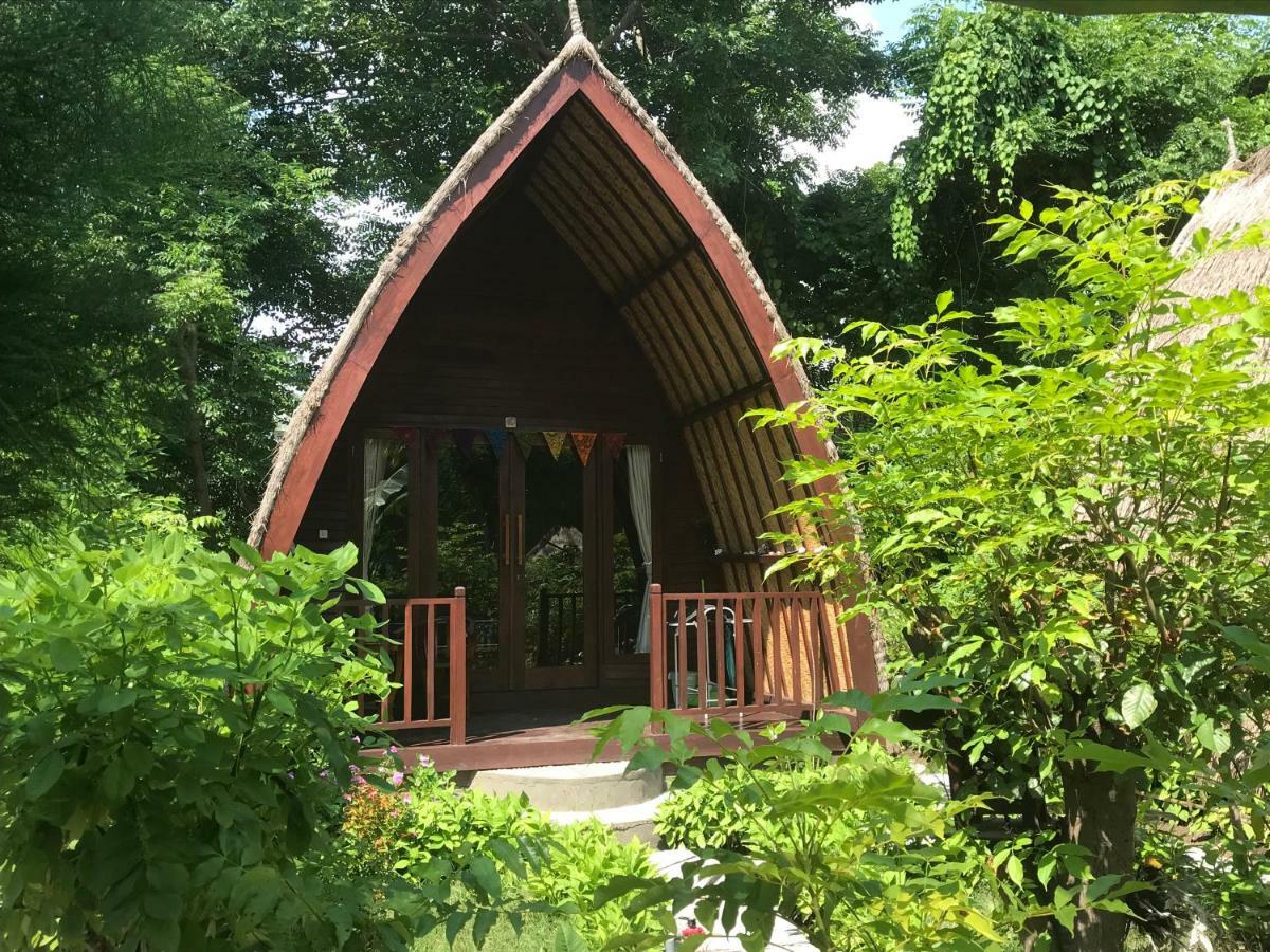 Meno Madia Bungalows Gili Meno Exteriör bild